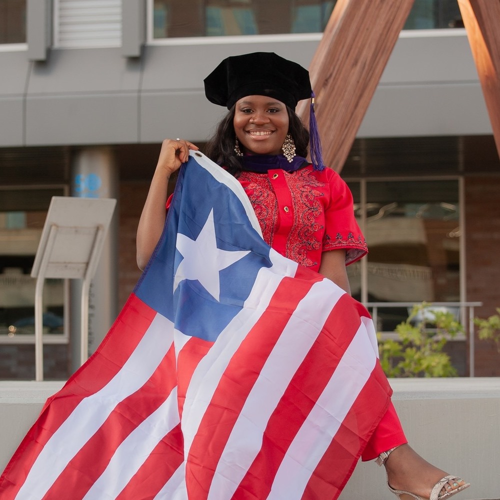 Meet your Posher, Jima